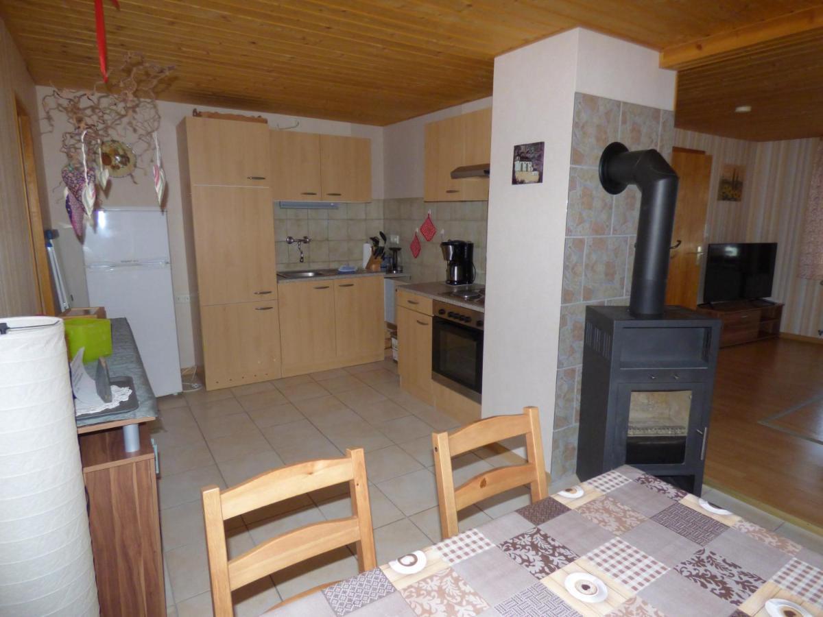 Ferienwohnung Dasch, Bei Idar-Oberstein Im Nationalpark Hunsrueck-Hochwald Siesbach Exterior photo